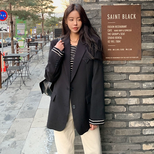 Весенний небольшой дизайнерский пиджак классического кроя для отдыха, свободный крой, коллекция 2021, в корейском стиле, тренд сезона