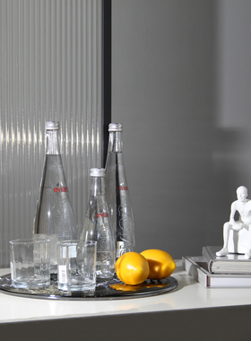 法国依云矿泉水餐厅厨房摆件