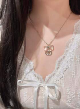 26s亚克力浅金色蝴蝶结项链女士