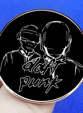 Daft Punk蠢朋克胸针摇滚乐队傻朋克别针胸章金属合金徽章配饰