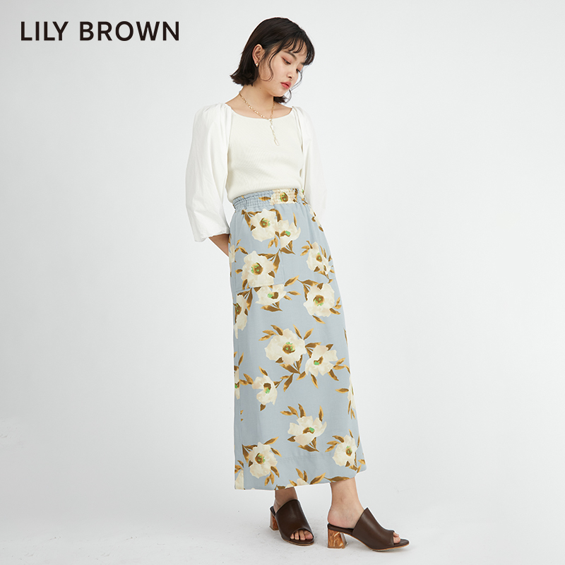 LILY BROWN秋冬 泡泡袖拼接修身针织方领毛衣LWNT215021