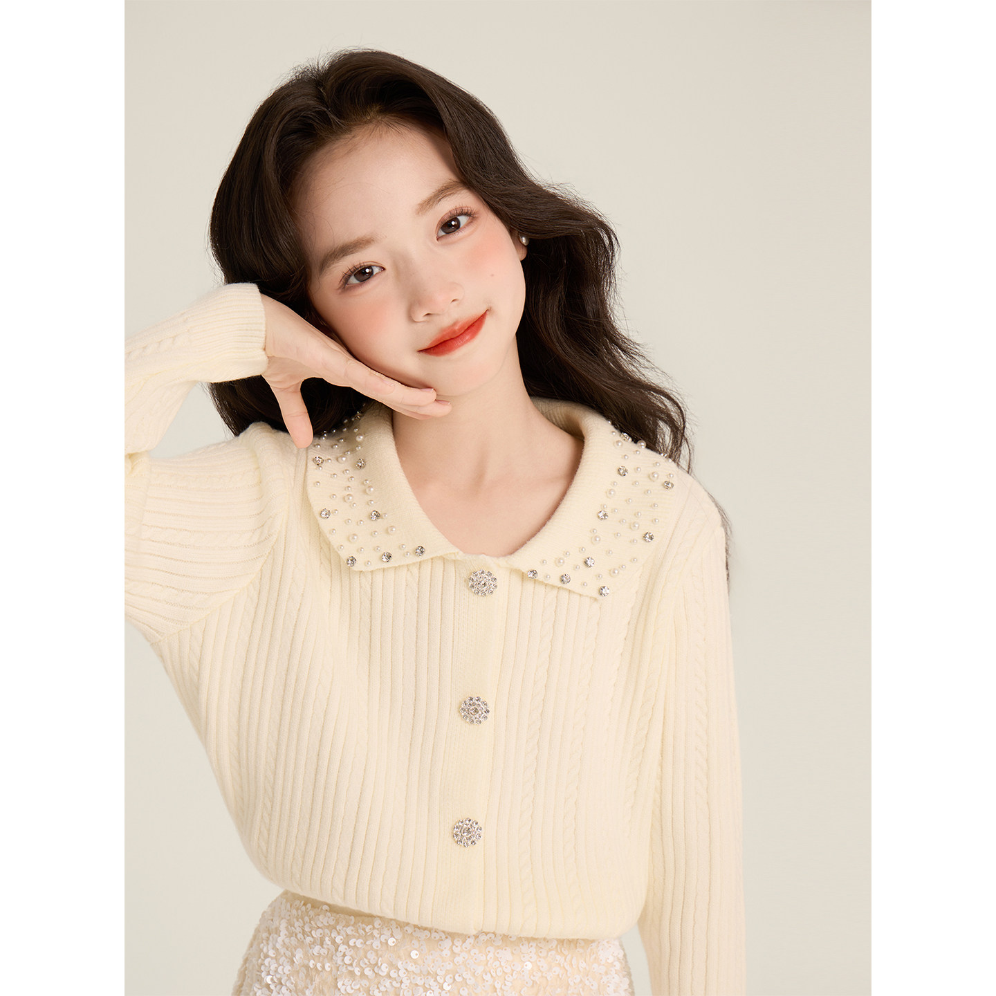 Amybaby女童上衣冬季2025新款松弛感小香风钉钻特色娃娃领开衫,淘宝优惠券,粉丝福利购,淘宝优惠卷