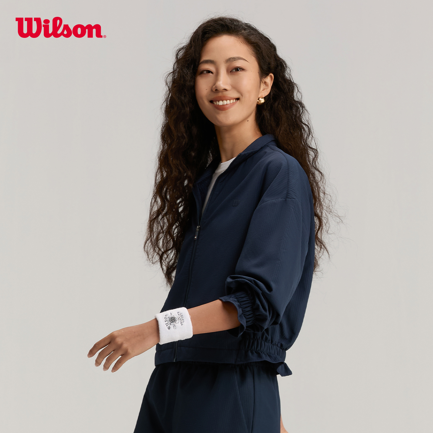 Wilson威尔胜官方25年秋季新款女士荷叶下摆运动网球梭织上衣外套 - 图1