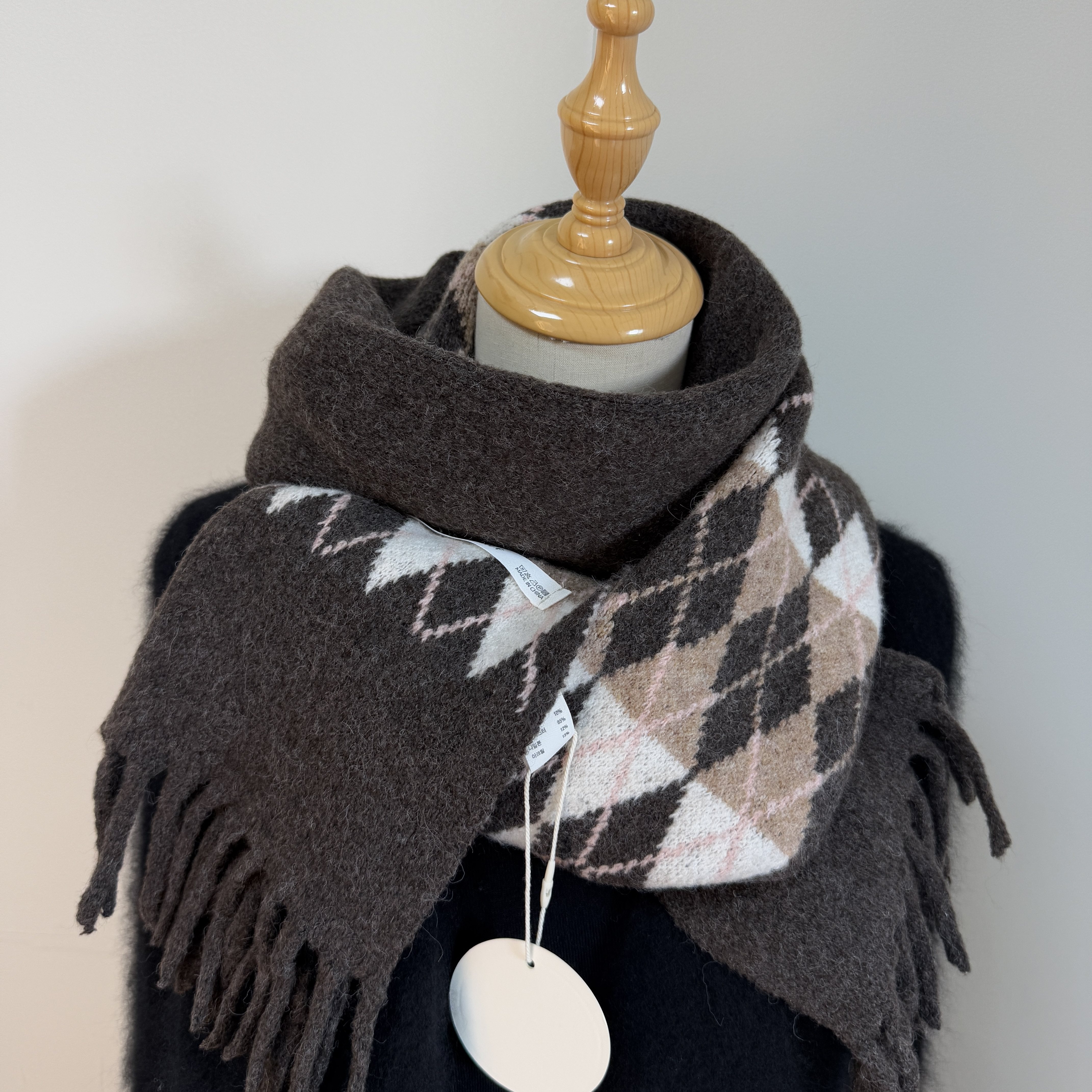 浓浓复古味！中性风羊毛混纺菱格男女款保暖围巾费尔岛百搭围脖厚,淘宝优惠券,粉丝福利购,淘宝优惠卷