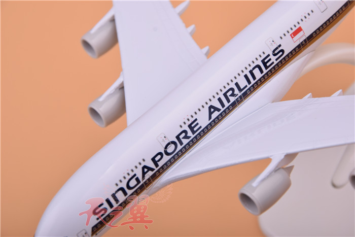 锌合金办公室带起落架静物摆件20cm飞机模型A380新加坡航空客机模 - 图1