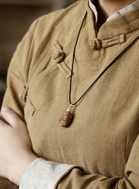 南木匠女老山檀美人鱼吊坠