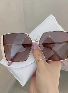 2021新款双眉墨镜女款太阳镜高级感显瘦网红街拍时尚开车防紫外线