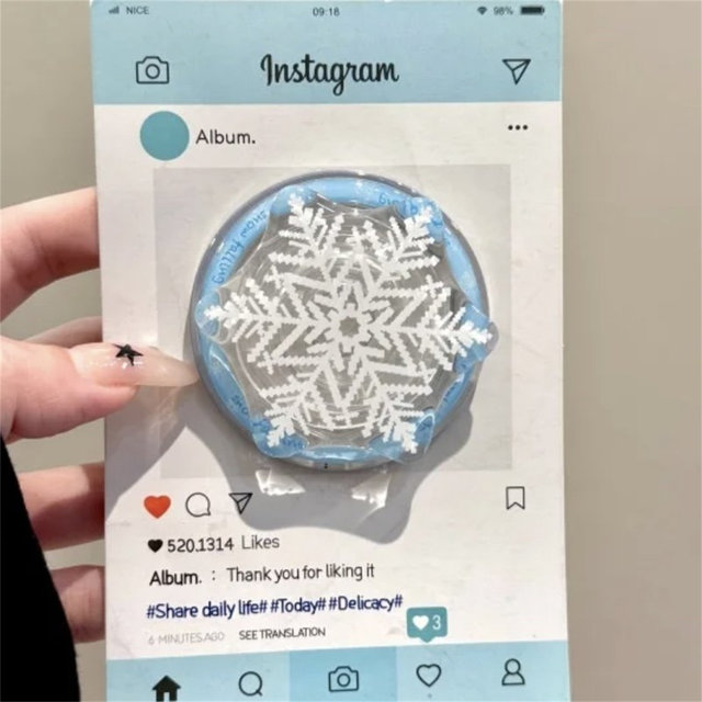 Winter atmosphere shaker snowflake suitable for magsafe mobile phone magnetic suction holder new back sticker magnetic suction creative