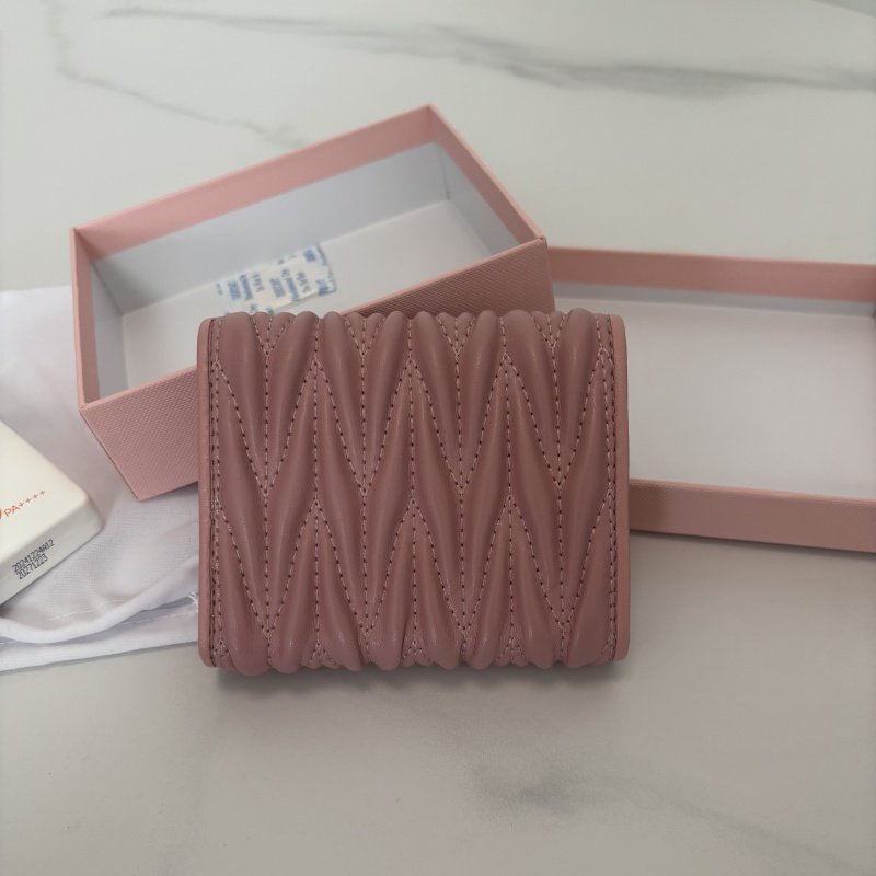 miu短款钱包粉色爱心3折零钱包山羊皮硬币包时尚简约女生小礼物卡,淘宝优惠券,粉丝福利购,淘宝优惠卷