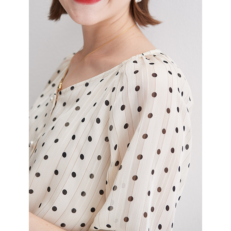 版型美哭显瘦v领波点雪纺女夏衬衫 bookmark衬衫