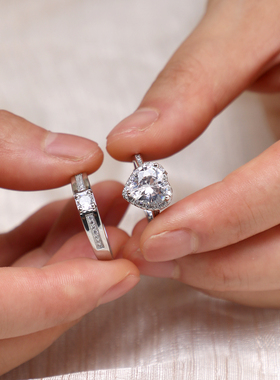 两克拉心形锆石结婚对戒仿真爱心一对活口戒指情侣婚礼求婚用道具