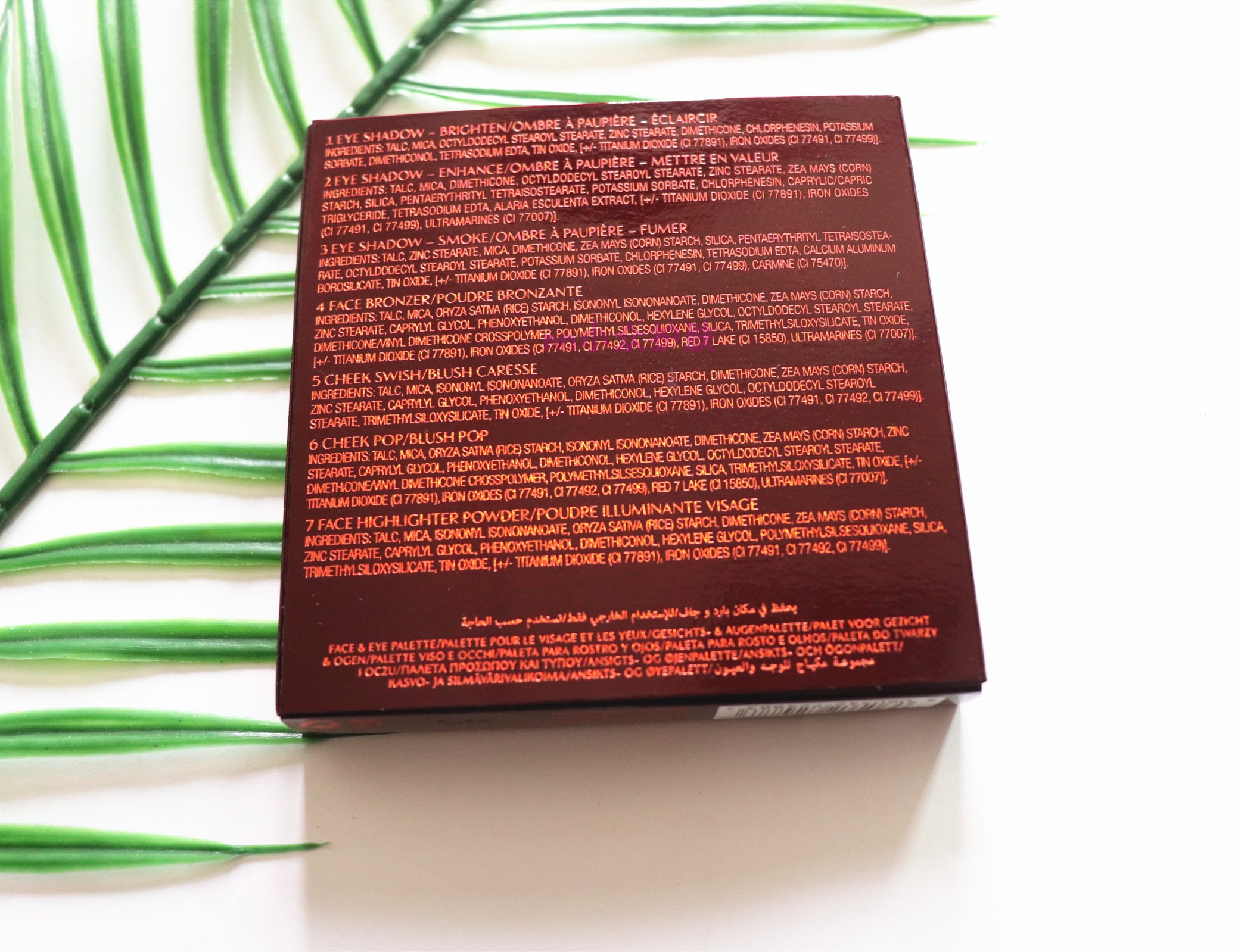 现货ct19圣诞CHARLOTTE TILBURY Gorgeous面部综合盘 stone rose - 图2