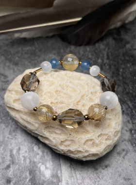 天然水晶金钛晶j金发晶透石膏茶晶手链 魔术师的时间