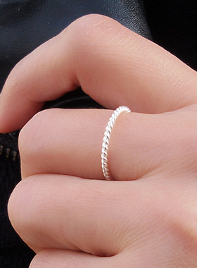 s925纯银时尚素圈麻花极简女戒指