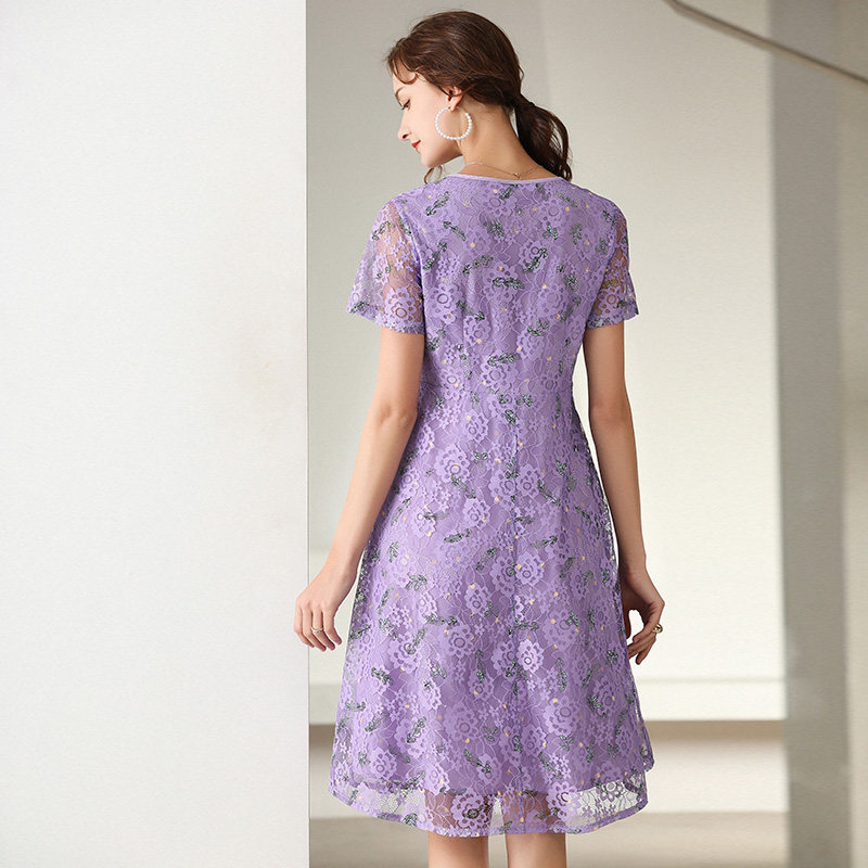 韩版印花v领名媛风大码宽松连衣裙 云妃秀大码女装