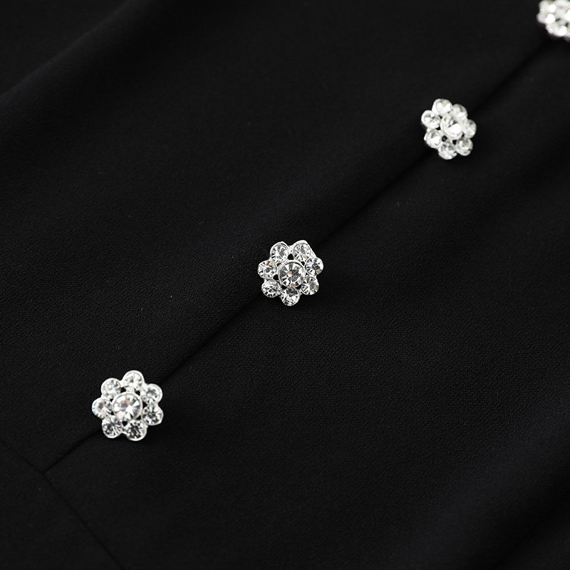 大码女装显瘦百搭胖mm遮肚子连衣裙 云妃秀大码女装