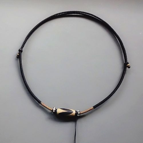 藏式国潮风手工编织项链绳黄金天珠蜜蜡横穿吊坠锁骨黑色挂脖调节 - 图1