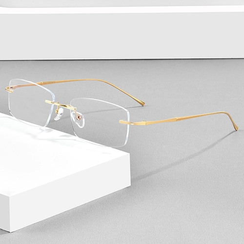 Ультра -трудные титановые очки миопулярные очки рамки мужчины безразличная рама золото золото