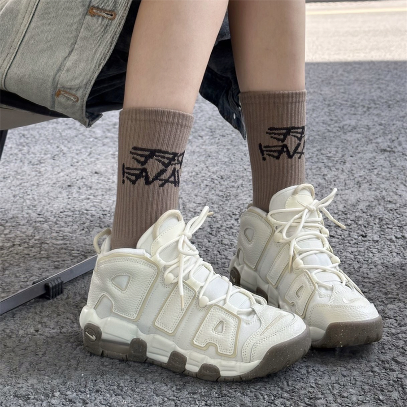 NIKE耐克UPTEMPO男女白灰皮蓬大AIR复古休闲鞋FB3021-FZ3055-001