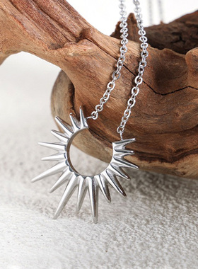 银色太阳花项链女新款轻奢