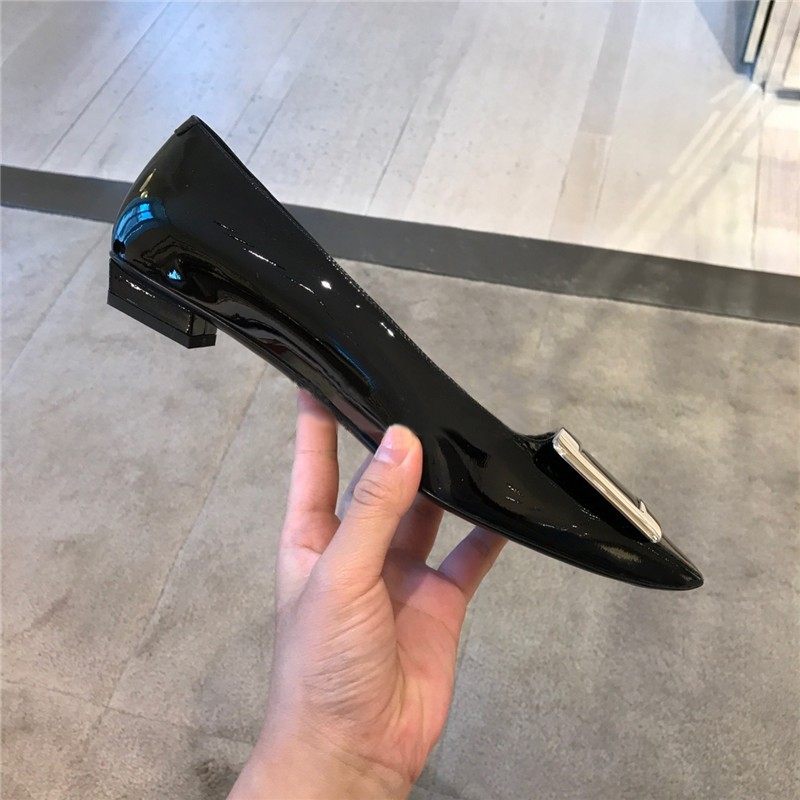 2025年春秋新款低跟百搭金属方扣粗跟漆皮平底方头工作鞋通勤单鞋,淘宝优惠券,粉丝福利购,淘宝优惠卷