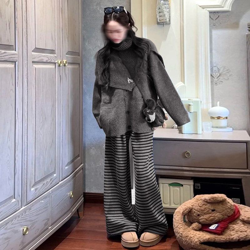 孕妇装秋套装孕妈高级感穿搭围脖毛衣两件套加绒条纹阔腿裤秋冬季,淘宝优惠券,粉丝福利购,淘宝优惠卷