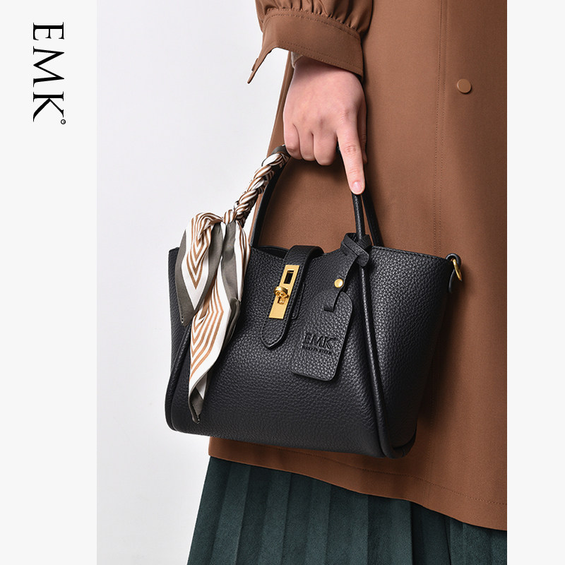 高档大气包包中年女款妈妈包2025新款斜挎包大容量婆婆手提女士包,淘宝优惠券,粉丝福利购,淘宝优惠卷