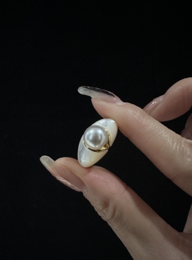 UMI家·轻珠宝/S925银镀真金·施家珍珠白母贝复古法式文艺戒指
