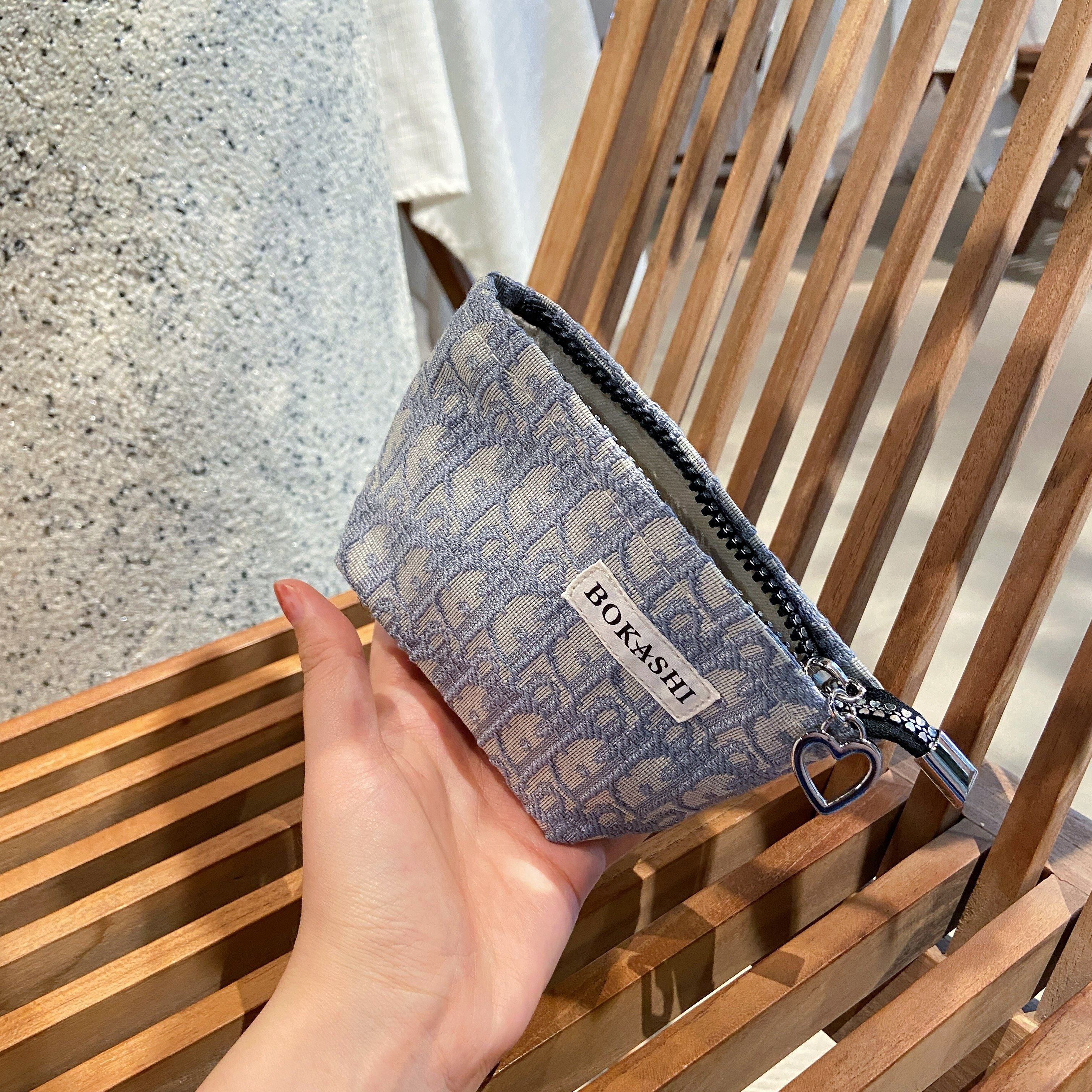 2025新款便携大容量高级感小化妆包女零钱包口红气垫收纳包手拿包,淘宝优惠券,粉丝福利购,淘宝优惠卷