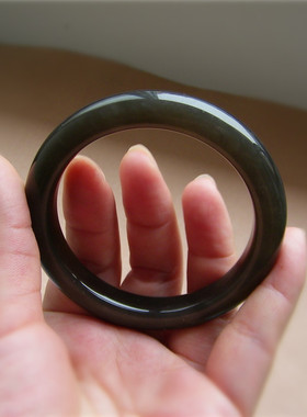 天然和田玉青玉烟灰高档玉镯女款