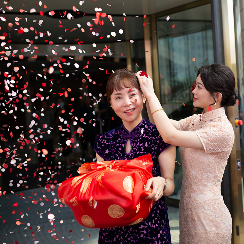 结婚礼炮婚礼喷花筒礼宾花开业彩带喜字手持电子礼花婚庆用品大全 - 图1