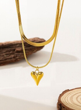 双层叠戴项链女款高级设计感小众锁骨链爱心吊坠卫衣配饰蛇骨链潮