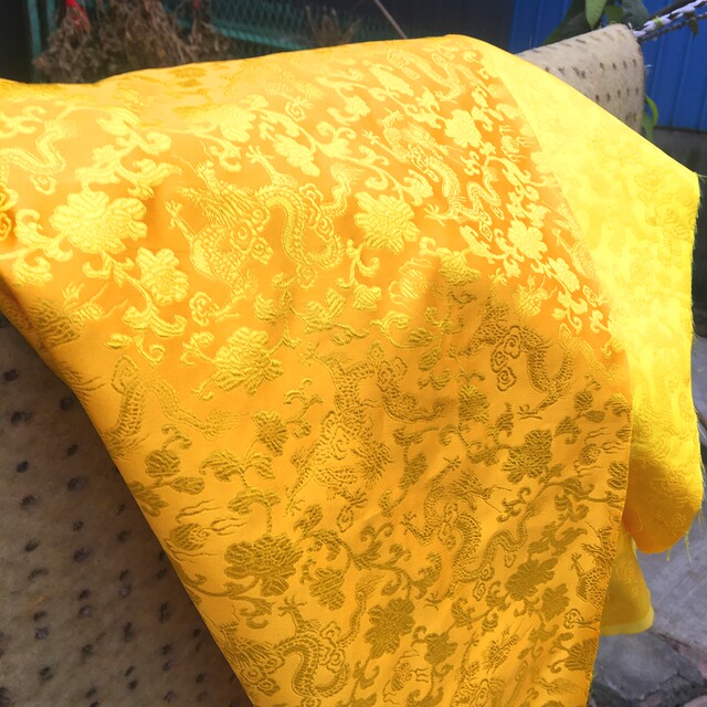 Buddha table cloth dragon pattern cloth yellow Tibetan fabric