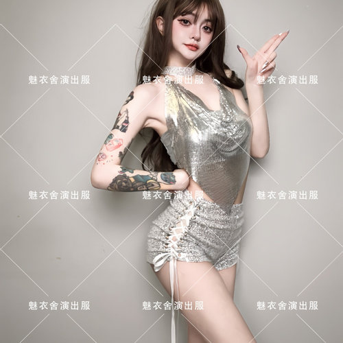 夜店女团酒吧DS演出服新款DJ领舞台chic性感辣妹银色亮片时尚套装 - 图3