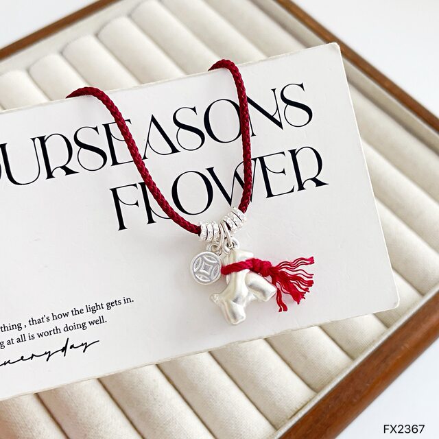 2026 new Year of the Horse gift pure silver 999 silver entwined pony coins will make money soon red rope adjustment necklace