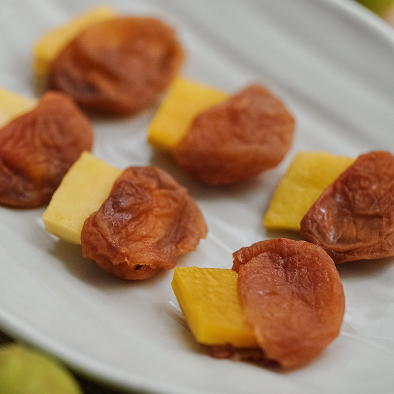 夏午三点 梅有芒果无核梅子夹芒果干蜜饯休闲解腻办公室小零食 - 图2