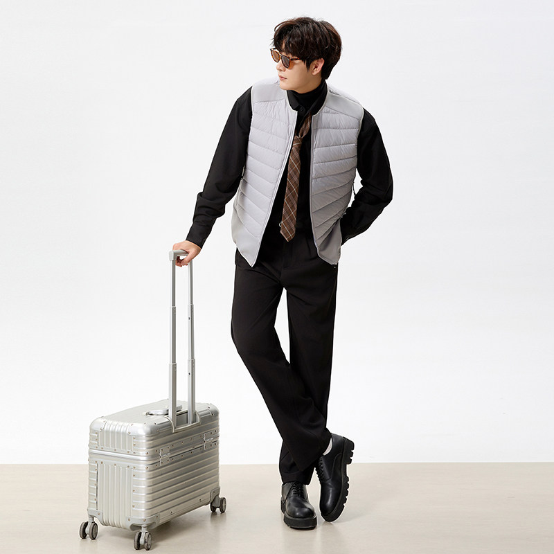 撤标撤柜(N)秋冬男士新款休闲时尚舒适保暖轻薄圆领羽绒马甲,淘宝优惠券,粉丝福利购,淘宝优惠卷