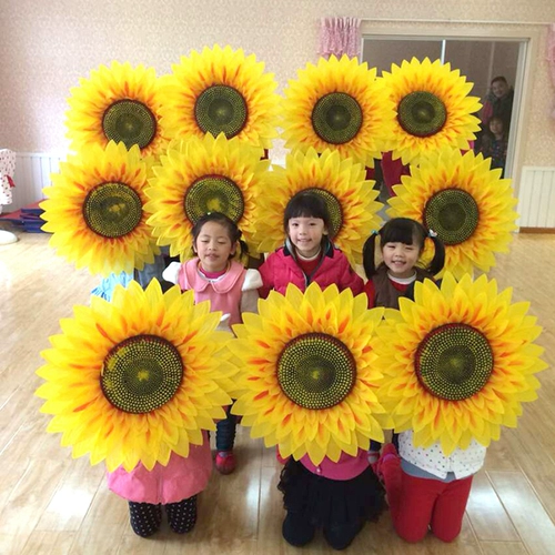 Liuyi Diseergarten Dance Props