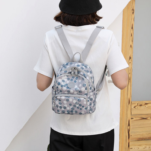 书包防水女包牛津布旅行包包2026新款休闲双肩包帆布包女士小背包 - 图2