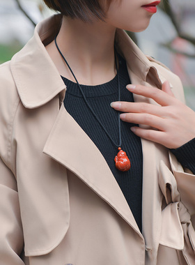 儒匪窝南红玛瑙吊坠福猪挂件