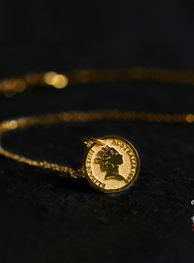 儒匪窝18k金伊丽莎白女王吊坠