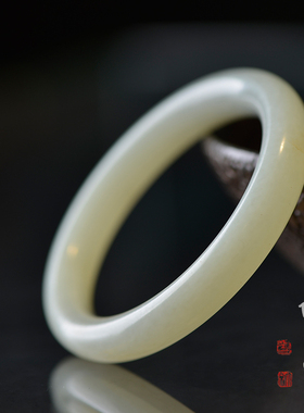 儒匪窝明代收藏级和田玉手镯