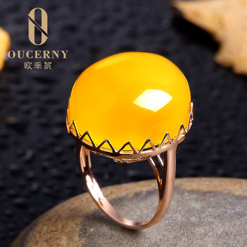欧采妮18k金镶嵌天然蜜蜡琥珀戒指 oucerny欧采妮手饰