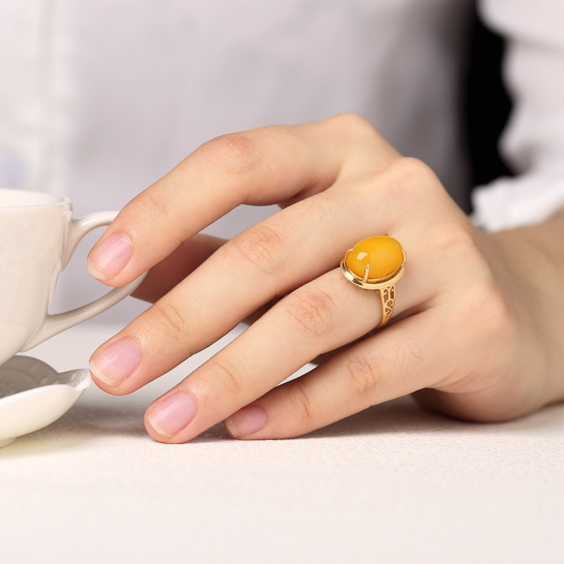 欧采妮岁月静好 18k金镶嵌蜜蜡戒指 oucerny欧采妮手饰