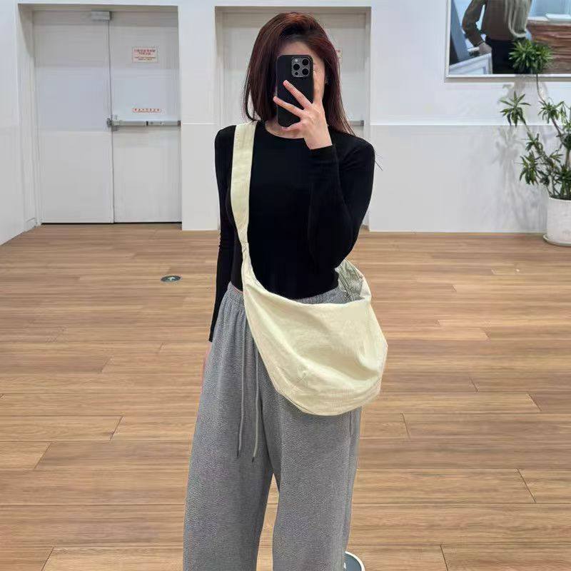 日单！女装男装休闲挎包饺子包大容量轻便外侧口袋25春新款474155,淘宝优惠券,粉丝福利购,淘宝优惠卷