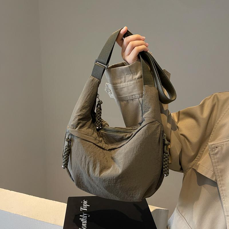 Dumpling bag commuting all-match sports crossbody bag