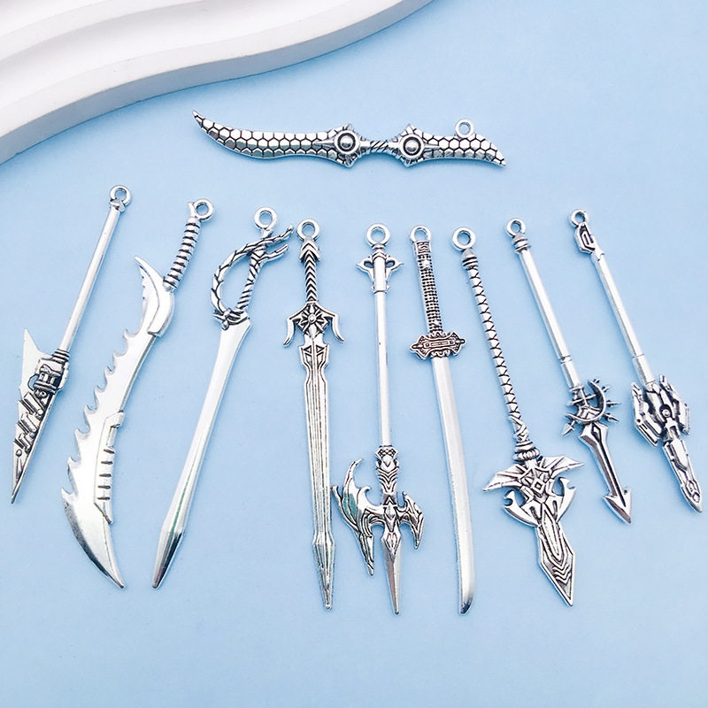 复古简约风格古银合金长刀剑吊坠手工滴胶奶油胶扎痛包材料配件,淘宝优惠券,粉丝福利购,淘宝优惠卷