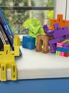 Areaware积木变形彩虹机器人儿童