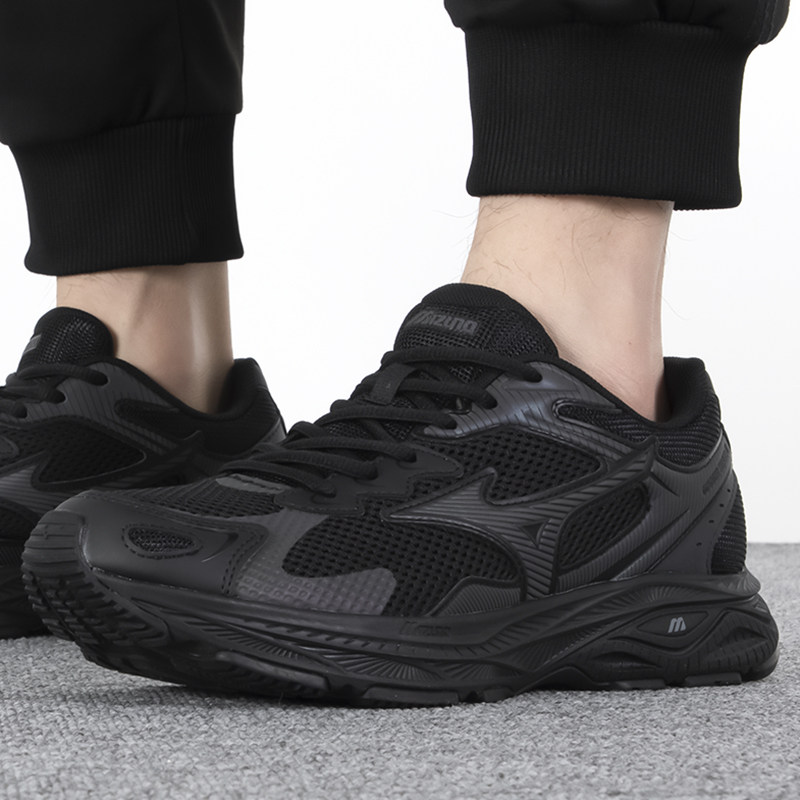  幸运叶子跑步鞋