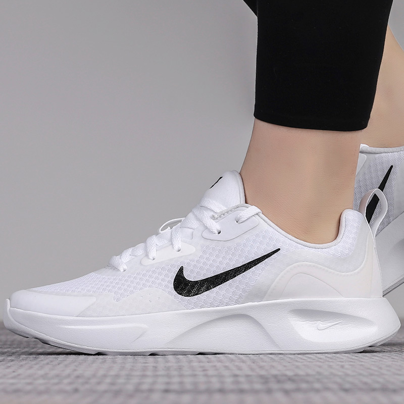 幸运叶子官方旗舰店NIKE耐克女鞋秋季新款运动鞋网鞋轻便鞋子透气跑步鞋白CJ16771